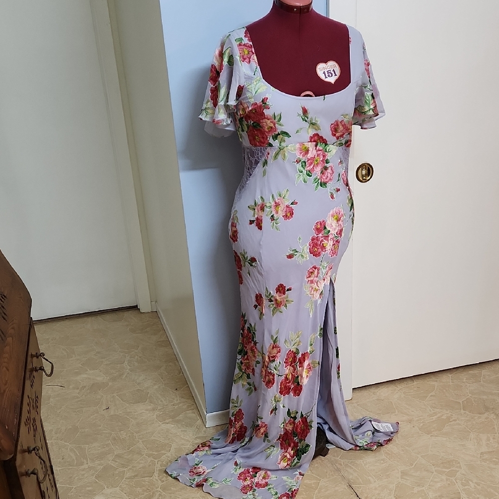 TALL Lightweight Floral Slit Leg Dress